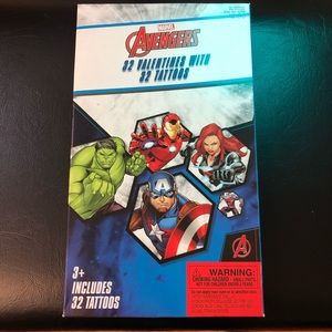 Avengers 32ct Valentines with Deluxe Tattoos